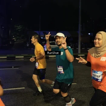 Runner Photo 7895171