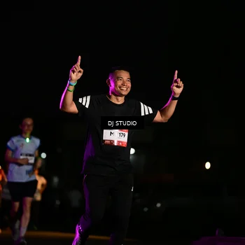 Runner Photo 7895173