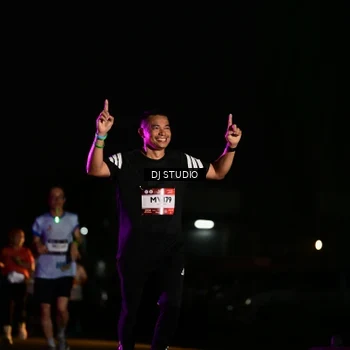 Runner Photo 7895175