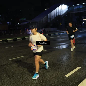 Runner Photo 7895200
