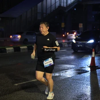 Runner Photo 7895219