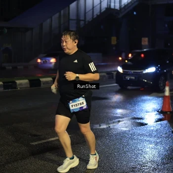 Runner Photo 7895223