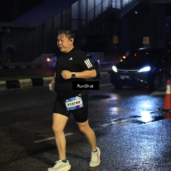 Runner Photo 7895224