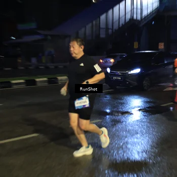 Runner Photo 7895229