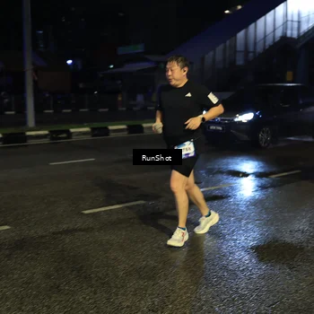 Runner Photo 7895235