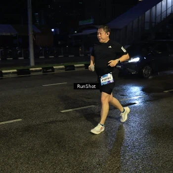 Runner Photo 7895236