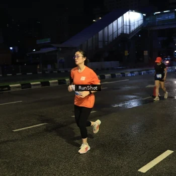 Runner Photo 7895251