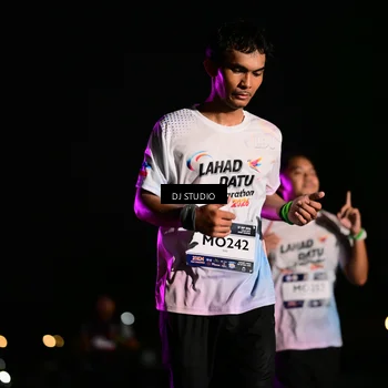 Runner Photo 7895252