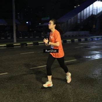 Runner Photo 7895258