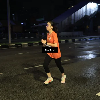 Runner Photo 7895259
