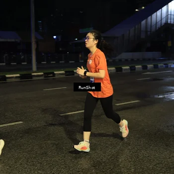 Runner Photo 7895261