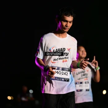 Runner Photo 7895263