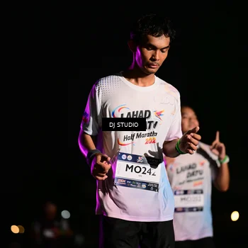 Runner Photo 7895264