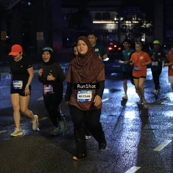 Runner Photo 7895275