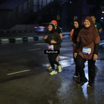 Runner Photo 7895290