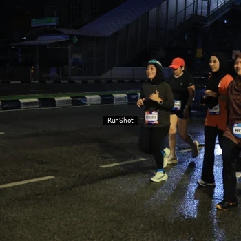 Runner Photo 7895292