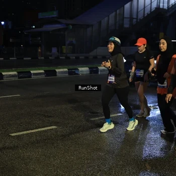 Runner Photo 7895298