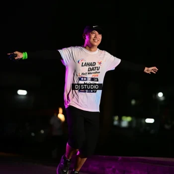 Runner Photo 7895316