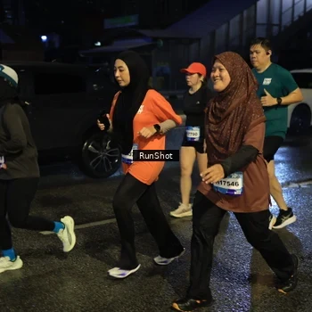 Runner Photo 7895325