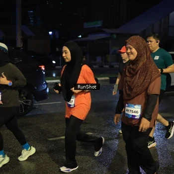 Runner Photo 7895332