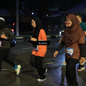 Runner Photo 7895342