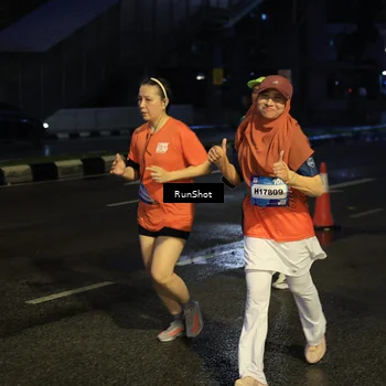 Runner Photo 7895355