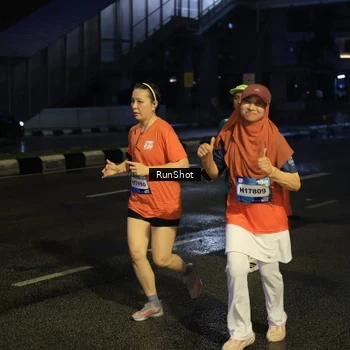 Runner Photo 7895357