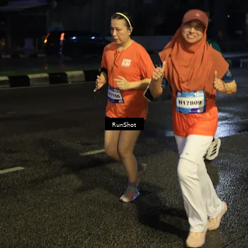Runner Photo 7895373