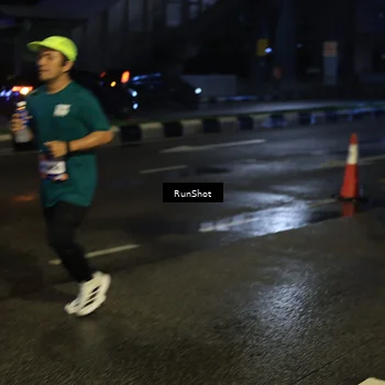 Runner Photo 7895384