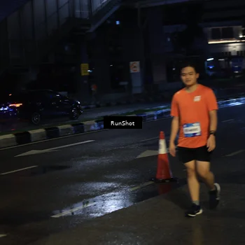 Runner Photo 7895385