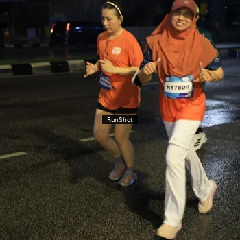 Runner Photo 7895390