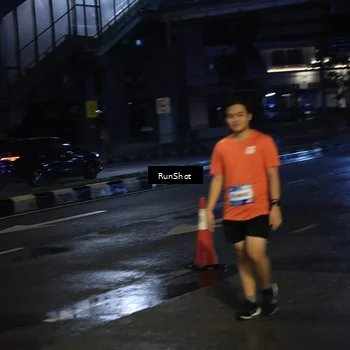 Runner Photo 7895394
