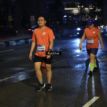 Runner Photo 7895406