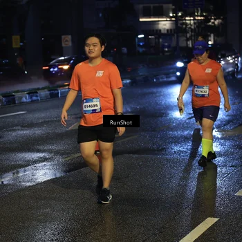 Runner Photo 7895443