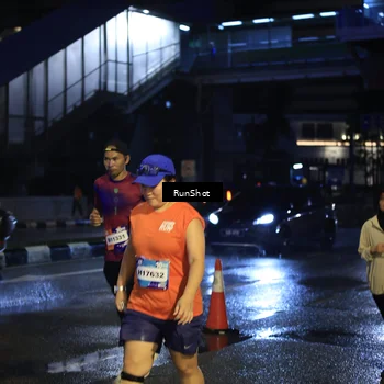 Runner Photo 7895444