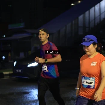 Runner Photo 7895450