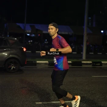 Runner Photo 7895474