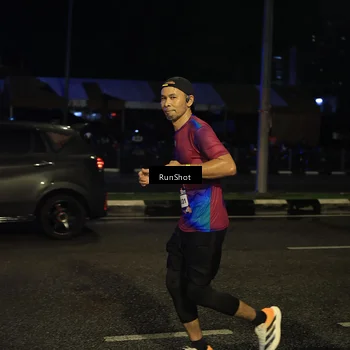Runner Photo 7895476