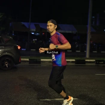 Runner Photo 7895477