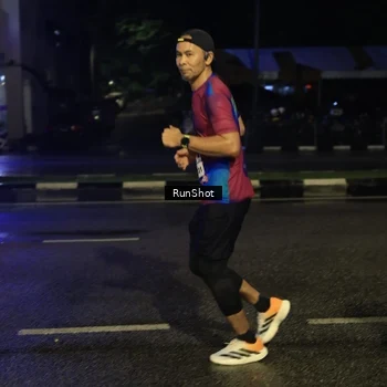 Runner Photo 7895489
