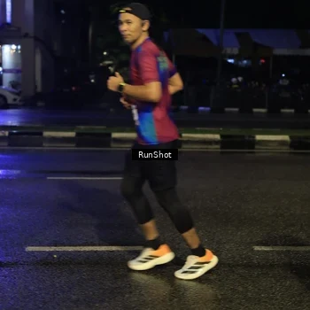 Runner Photo 7895490