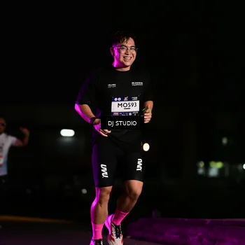 Runner Photo 7895492