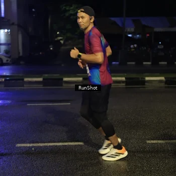 Runner Photo 7895493