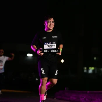 Runner Photo 7895495