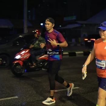 Runner Photo 7895496
