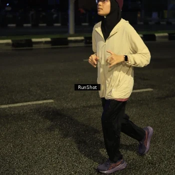Runner Photo 7895521