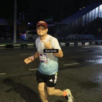Runner Photo 7895535