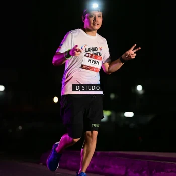 Runner Photo 7895554