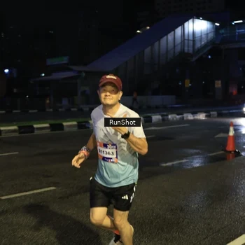 Runner Photo 7895557