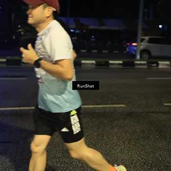 Runner Photo 7895559